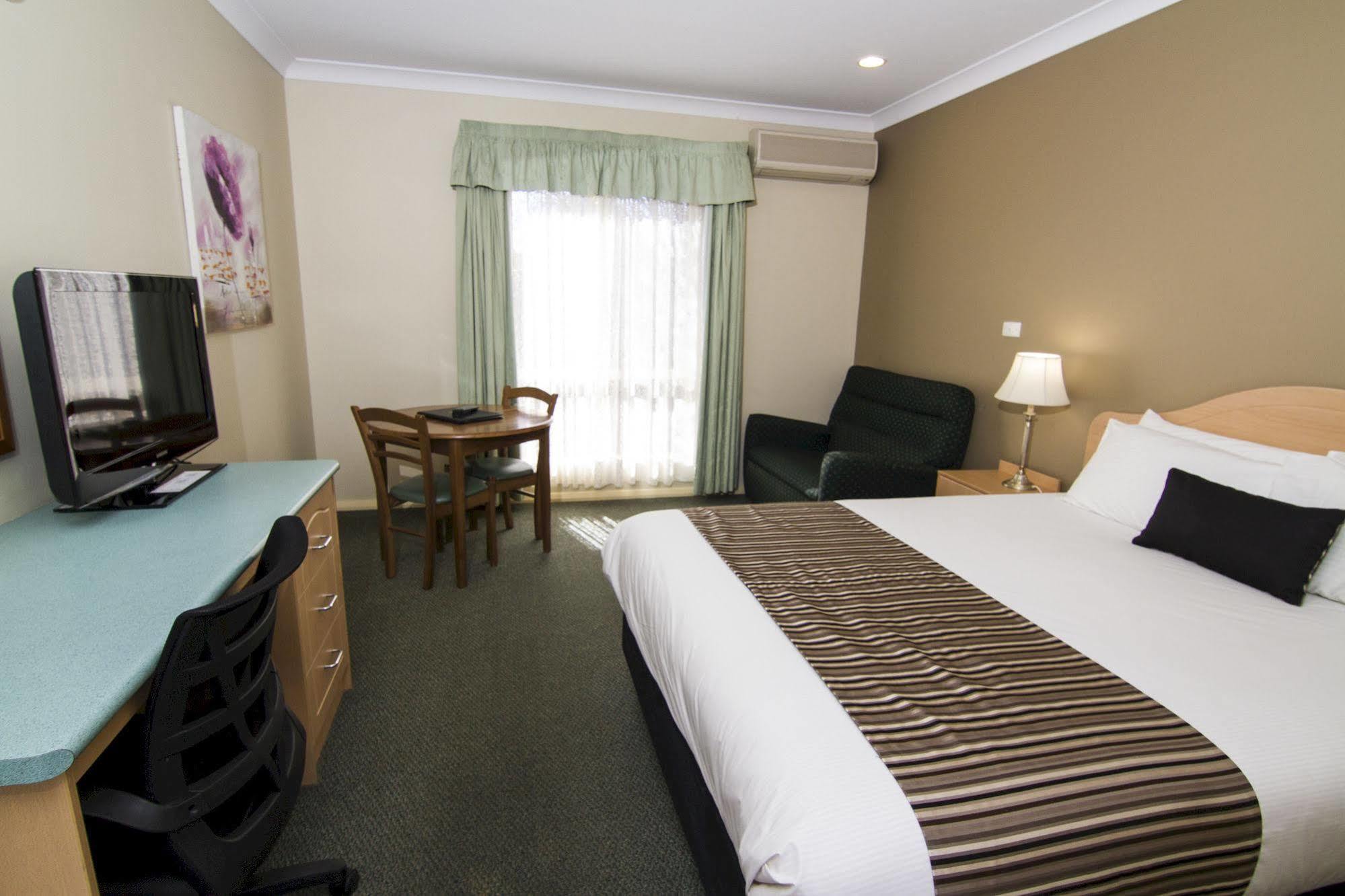 Green Gables Motel Dubbo Exterior foto
